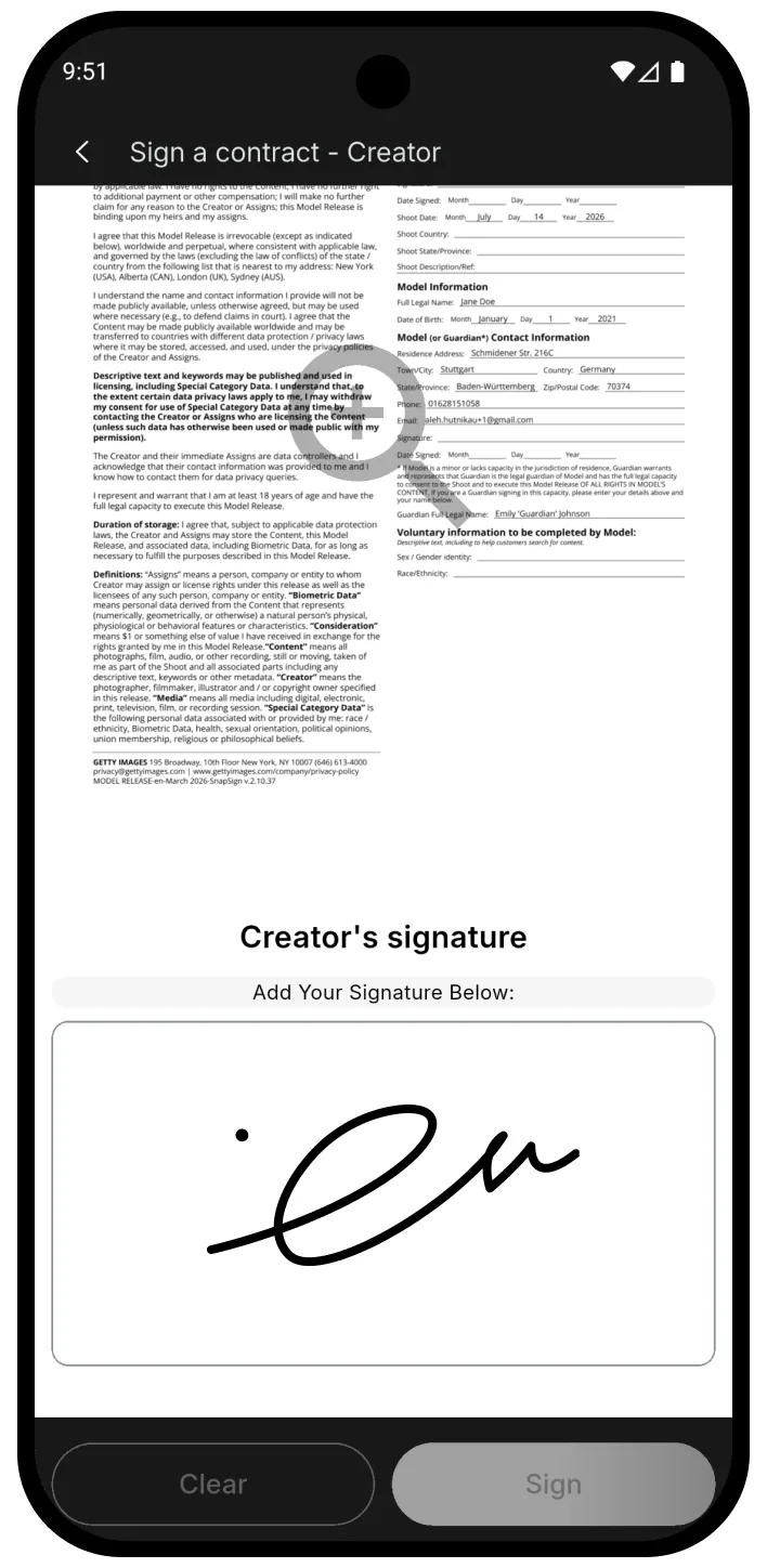 SnapSign contract signing screen with signature pad